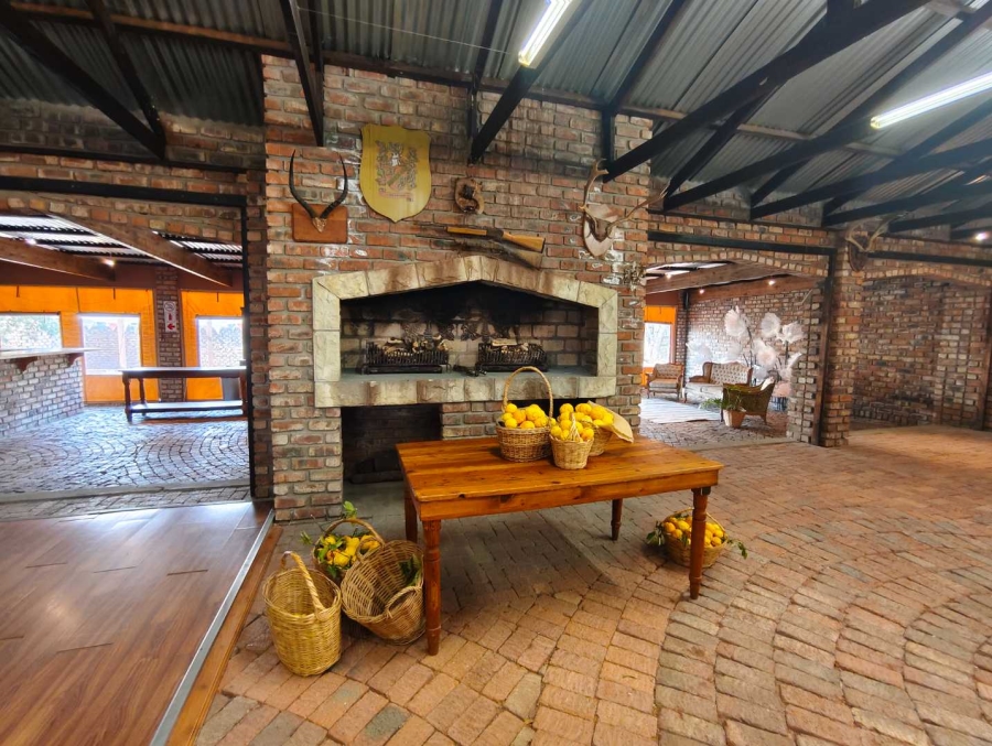 6 Bedroom Property for Sale in Quaggafontein Free State